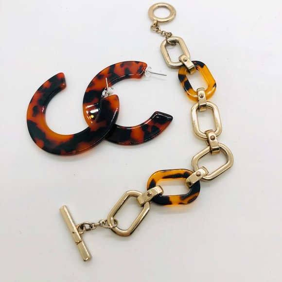 Vintage Tortoise Resin Jewelry - Picture 6 of 13